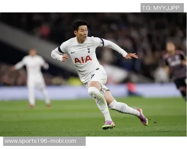 西蒙斯加盟热刺接过孙兴慜7号却17场未能破门引发热议